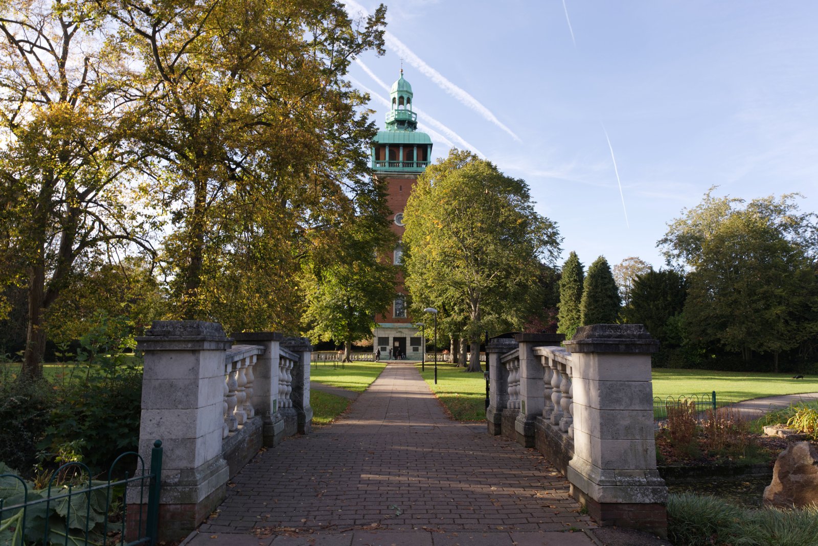 Queen's Park logo